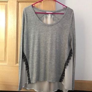 White lace and Gray  shirt!